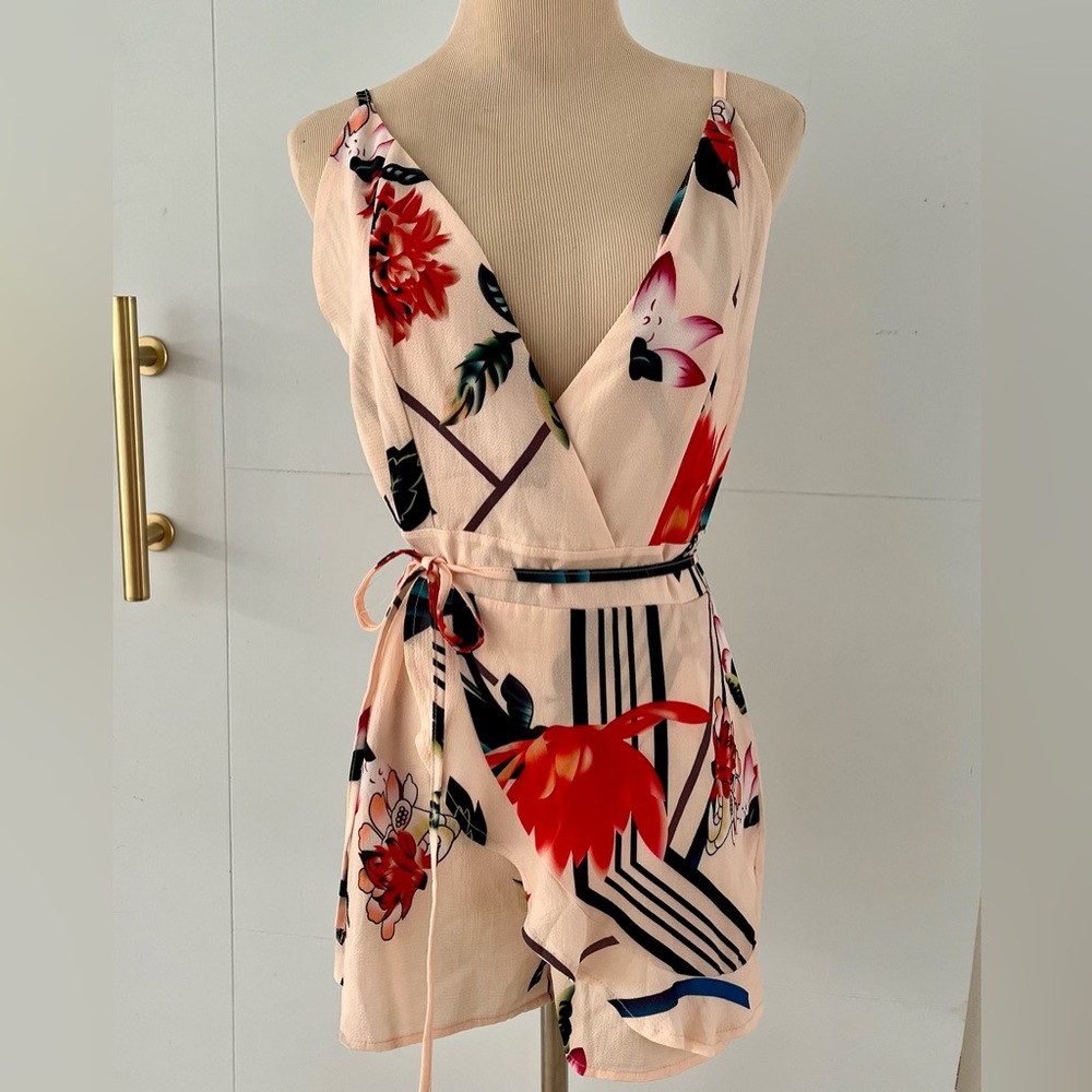 Floral/ Geometric faux Wrap Romper/L